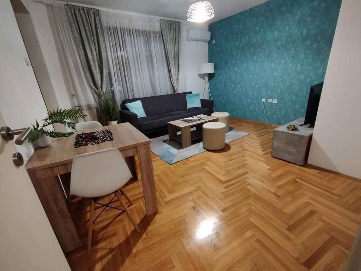 Max Apartamento Banja Luka Exterior foto